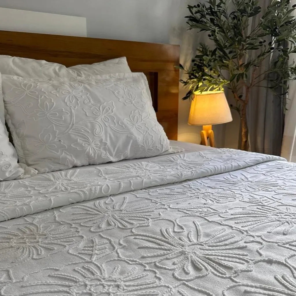 3-piece embroidered white bridal bedspread set