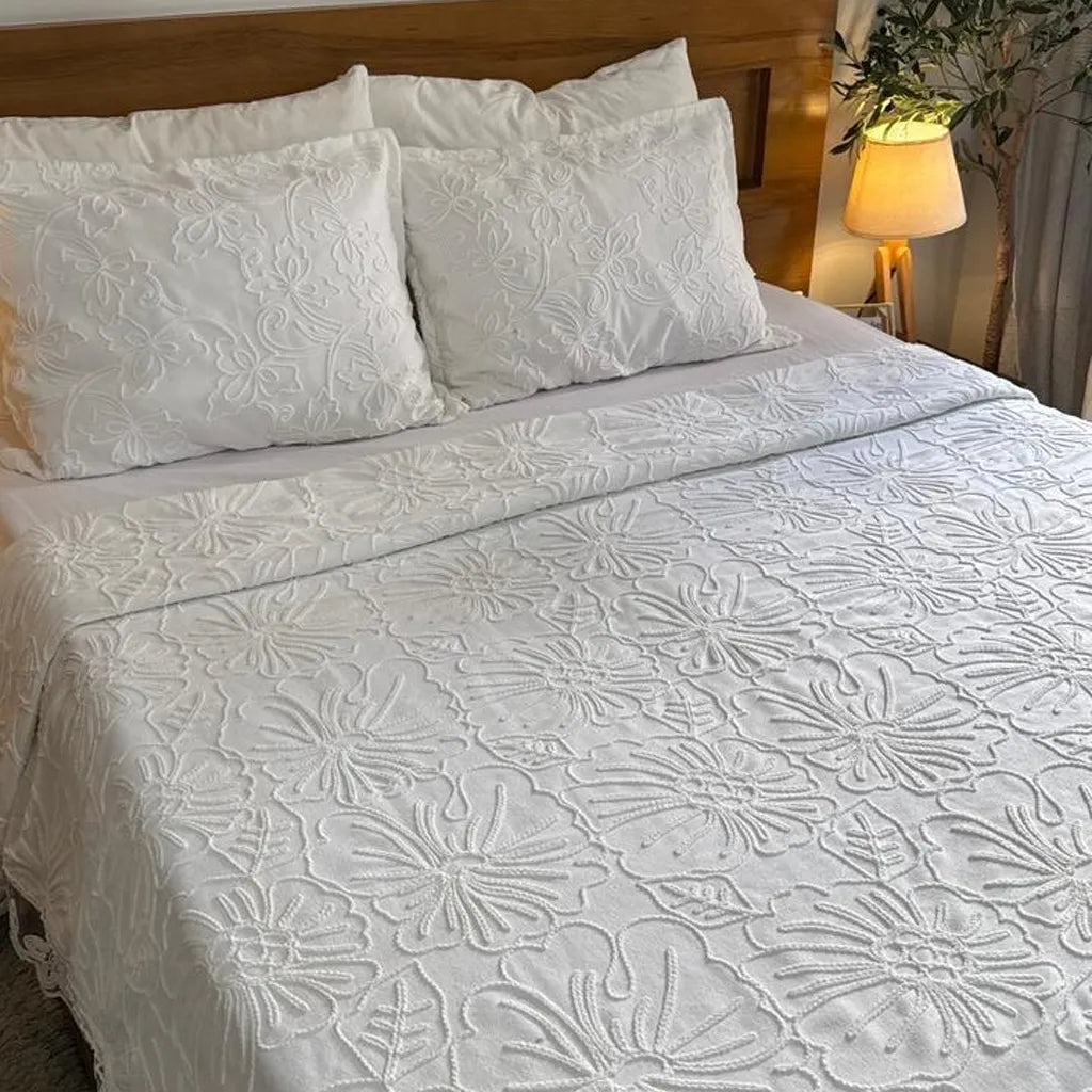 3-piece embroidered white bridal bedspread set