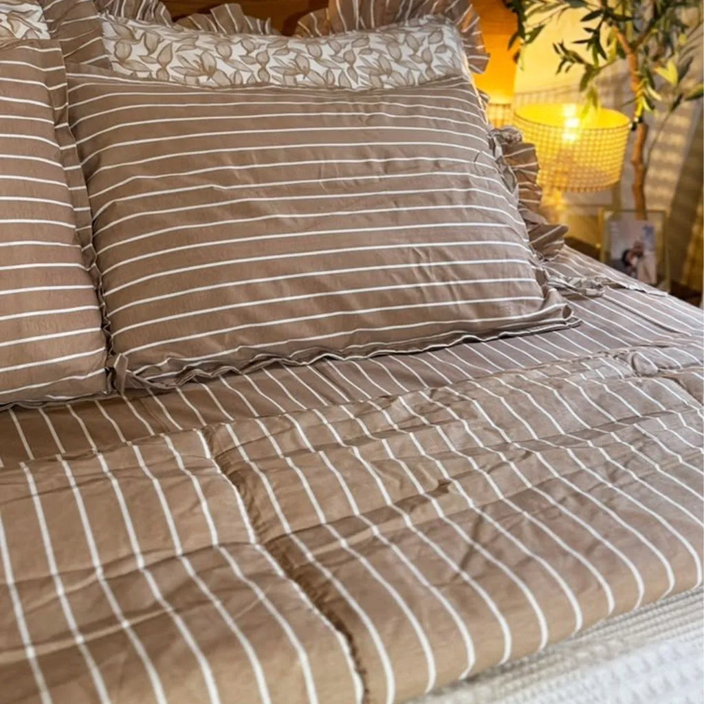 BLISS SET by Velvora – طقم مفروشات كامل لون بيج