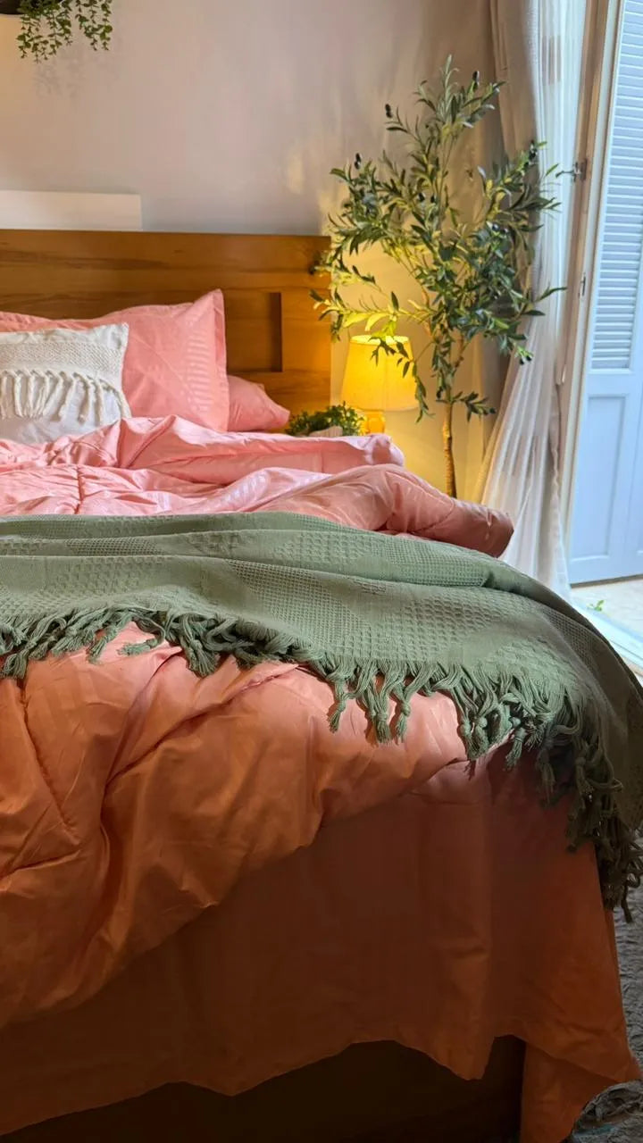 عرض الـ Set الاسترايب الكامل ( لحاف صيفى - ملايه -كوفرته ) لون سيمون
